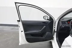 2021 Volkswagen Santana 1.5L AT Fashion, белый — фото 11