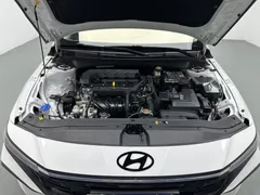2023 Hyundai Elantra 1.5L CVT GLX Elite, белый — фото 17