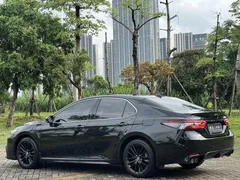 2022 Toyota Camry 2.5S Knight, чёрный — фото 4