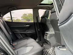 2022 Toyota Camry 2.5S Knight, чёрный — фото 12