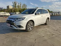 2021 Mitsubishi Outlander 2.0L 2WD 5 Seats, белый — фото 1