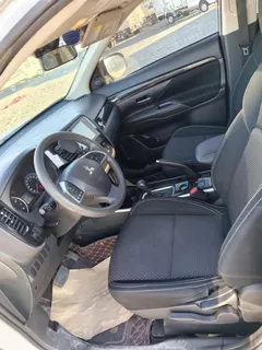 2021 Mitsubishi Outlander 2.0L 2WD 5 Seats, белый — фото 4