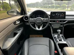 2021 Kia Cerato 1.5L CVT Fashion, белый — фото 14