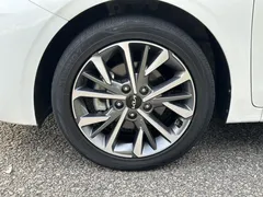 2021 Kia Cerato 1.5L CVT Fashion, белый — фото 27