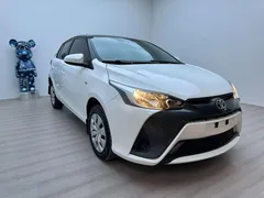 2022 Toyota Yaris L Zhixuan 1.5L CVT Luxury Plus, белый — фото 3