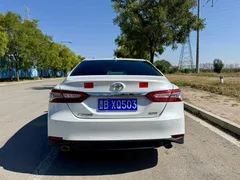 2021 Toyota Camry 2.0G Luxury, белый — фото 4