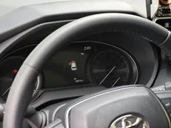 2022 Toyota Harrier 2.0L CVT 2WD Premium, белый — фото 9