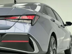 2023 Hyundai Elantra 1.5L CVT GLX Elite, синий — фото 10