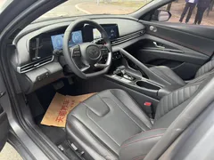 2022 Hyundai Elantra 1.5L CVT 20th SE 20th Anniversary — фото 7