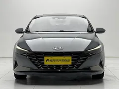 2022 Hyundai Elantra 1.5L CVT LUX Premium — фото 2