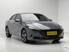 2022 Hyundai Elantra 1.5L CVT LUX Premium — фото 3
