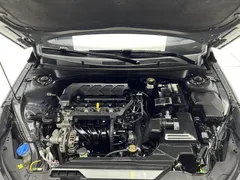 2022 Hyundai Elantra 1.5L CVT LUX Premium — фото 17