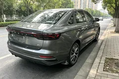 2022 Geely Emgrand 4th Gen 1.5L CVT Flagship, чёрный — фото 5