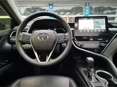 2023 Toyota Camry 2.0G Luxury — фото 8