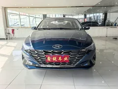 2023 Hyundai Elantra 1.5L CVT LUX Premium, синий — фото 2