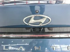 2023 Hyundai Elantra 1.5L CVT LUX Premium, синий — фото 21