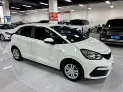 2022 Honda Fit 1.5L CVT Sunroof, белый — фото 3