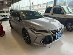 2022 Toyota Avalon 2.0L Luxury — фото 3