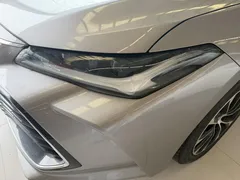 2022 Toyota Avalon 2.0L Luxury — фото 4