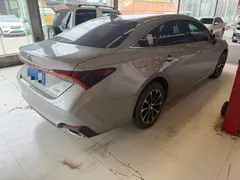 2022 Toyota Avalon 2.0L Luxury — фото 10