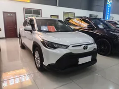 2023 Toyota Frontlander 2.0L CVT Elite, белый — фото 2