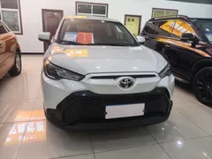 2023 Toyota Frontlander 2.0L CVT Elite, белый — фото 3
