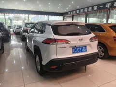 2023 Toyota Frontlander 2.0L CVT Elite, белый — фото 9