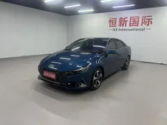 2022 Hyundai Elantra 1.5L CVT LUX Premium, синий — фото 1