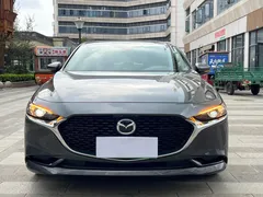 2022 Mazda Mazda3 2.0L AT — фото 2