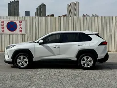 2023 Toyota RAV4 2.0L CVT 2WD, белый — фото 10