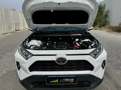 2023 Toyota RAV4 2.0L CVT 2WD, белый — фото 11