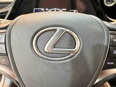 2022 Lexus ES 200 Excellence — фото 15