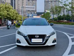2021 Nissan Teana 2.0L XL Comfort, белый — фото 2