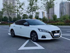 2021 Nissan Teana 2.0L XL Comfort, белый — фото 3