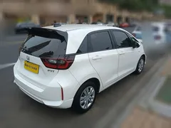 2021 Honda Fit 1.5L CVT, белый — фото 2