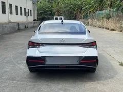 2023 Hyundai Elantra 1.5L CVT GLX Elite, белый — фото 4