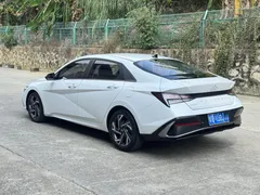 2023 Hyundai Elantra 1.5L CVT GLX Elite, белый — фото 9