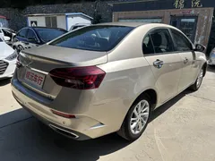 2021 Geely Emgrand UP 1.5L MT Luxury — фото 7
