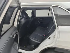 2022 Toyota Wildlander 2.0L 2WD, белый — фото 13