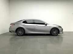 2021 Toyota Camry 2.5G Luxury — фото 8
