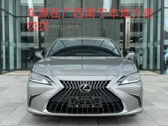 2021 Lexus ES 260 — фото 2
