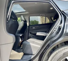 2022 Toyota Venza 2.0L CVT 2WD Premium, чёрный — фото 11