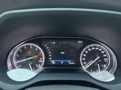 2022 Toyota Venza 2.0L CVT 2WD Premium, белый — фото 10