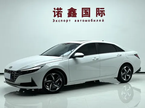 2023 Hyundai Elantra 1.5L CVT LUX Premium