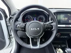 2021 Kia Yipao 1.4L CVT Sunroof, белый — фото 11