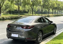 2022 Mazda Mazda3 2.0L AT — фото 7