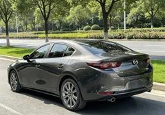 2022 Mazda Mazda3 2.0L AT — фото 8