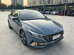 2021 Hyundai Elantra 1.5L CVT LUX Premium — фото 3