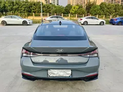2021 Hyundai Elantra 1.5L CVT LUX Premium — фото 6