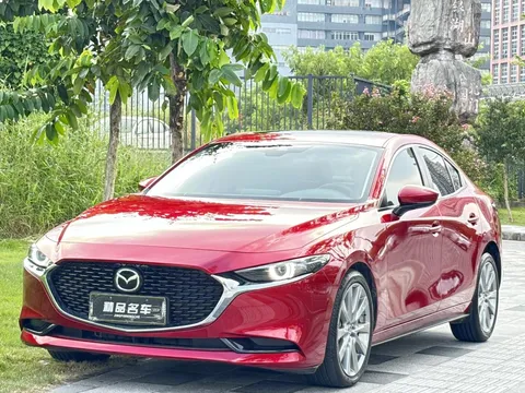 2022 Mazda Mazda3 2.0L AT